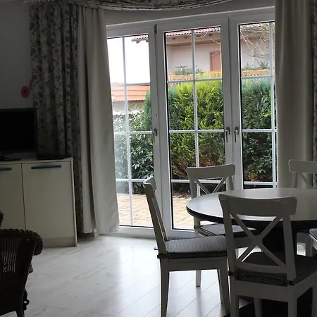 Ferienwohnanlage Schwabe Mit Schwimmbad Apartment *