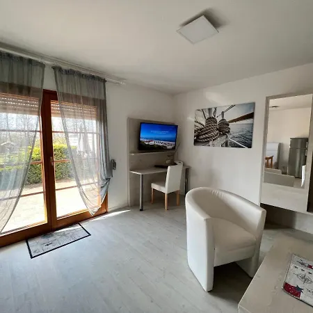 Apartment Ferienwohnanlage Schwabe Mit Schwimmbad Rerik