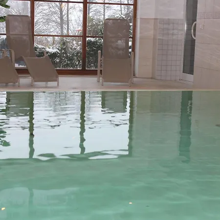 Ferienwohnanlage Schwabe Mit Schwimmbad Rerik
